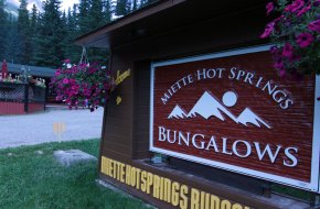 MIETTE BUNGALOWS RESTAURANT